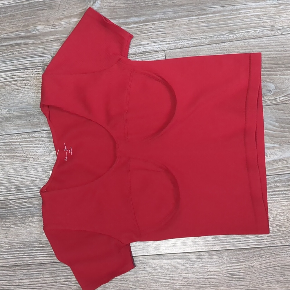 5/$25 Active Basic Red Cropped T-shirt Small Medium